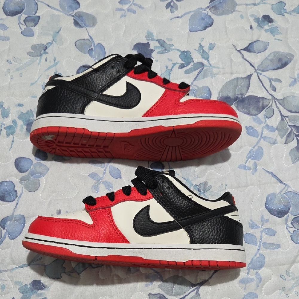 Nike Dunk Kids Red and Black Sneakers